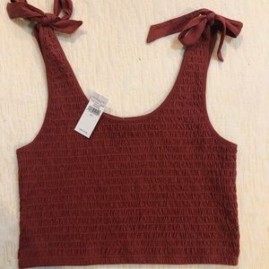 American Eagle Cropped tank top